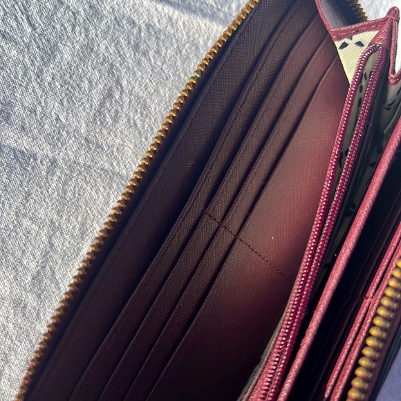 Kate Spade Full Zip Wallet - Picture 7 of 9